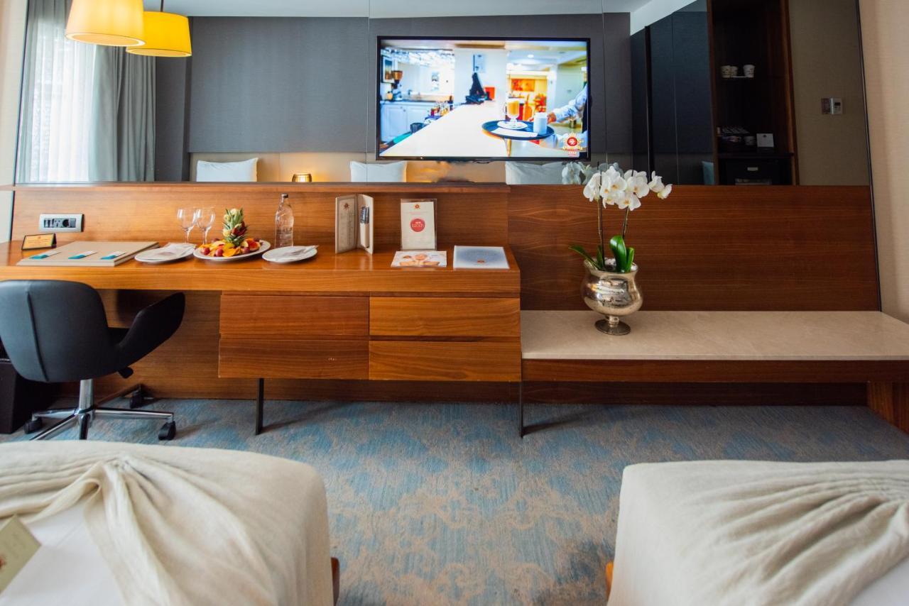 Otel Dosso Dossi & Downtown 5*
